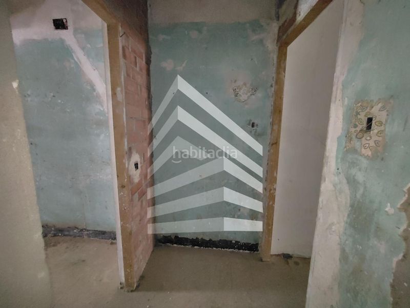 Foto f7ea1321-21d6-43bf-92b7-ad66d8fb9330. Edificio in Agramunt