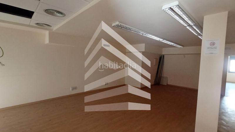 Foto 9e0947f4-4bbc-4461-b87c-5ff092f938b2. Local comercial a Centre Viladecans