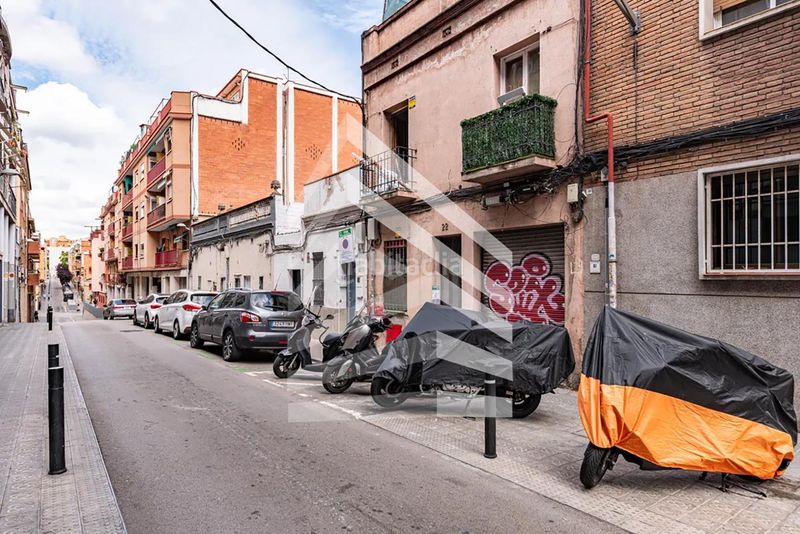 Foto 8b933789-bb6a-426a-a918-05365668b954. Pis a Prosperitat Barcelona