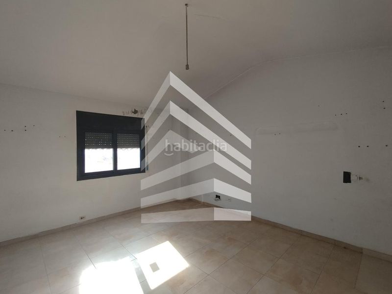 Foto f32a7aa8-54de-4598-a0a5-00e58ec15b1f. Casa en Jonquera (La)