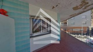Flat in calle Josep Carner