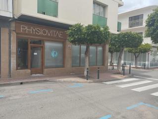 Lloguer Local Comercial a Sant Antoni de Portmany. Se traspasa clínica de fisioterapia en sant antoni