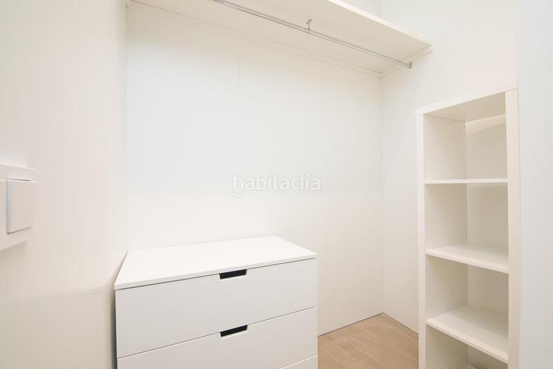 Foto b7febadc-2c57-42f0-99dd-2befc69d7f2b. Rent flat with heating in Centro Elche / Elx