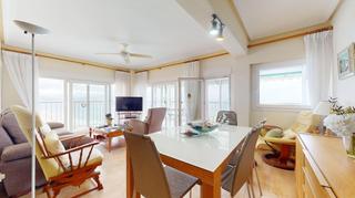 Appartement en Los Arenales del Sol. Primerisima linea de playa