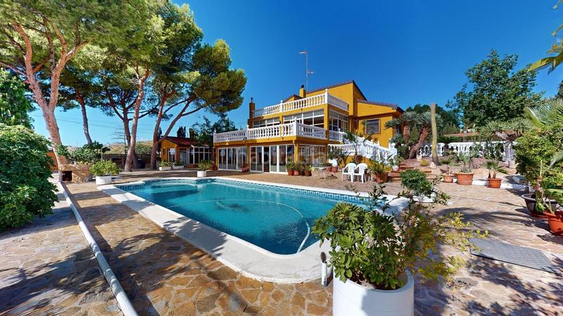Foto 3387916e-36e1-4008-9d46-905003520195. Chalet con riscaldamento parcheggio piscina in Peña de las Águilas Elche / Elx