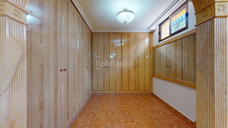 Foto eecbff90-e35e-4786-b6f2-fc7219c286ae. Chalet con riscaldamento parcheggio piscina in Peña de las Águilas Elche / Elx