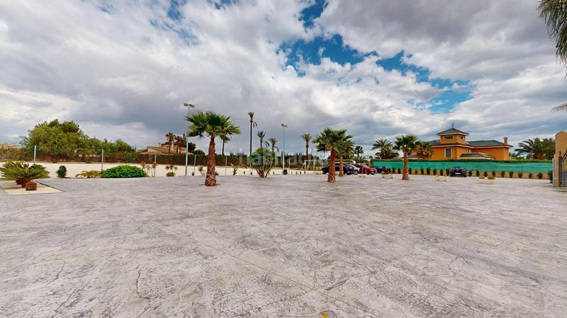 Foto 3db4a636-b00d-4d9f-9d32-4d6e0def0dc7. Bauernhof mit heizung parking in Alzabares Elche / Elx