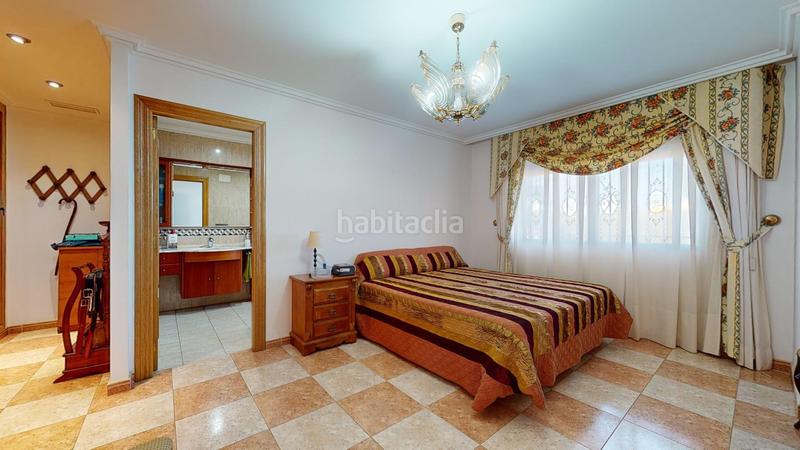 Foto d1b4a1bd-cb52-4336-9dab-3a937c2cee62. Chalet with heating parking pool in Perleta - Maitino Elche / Elx