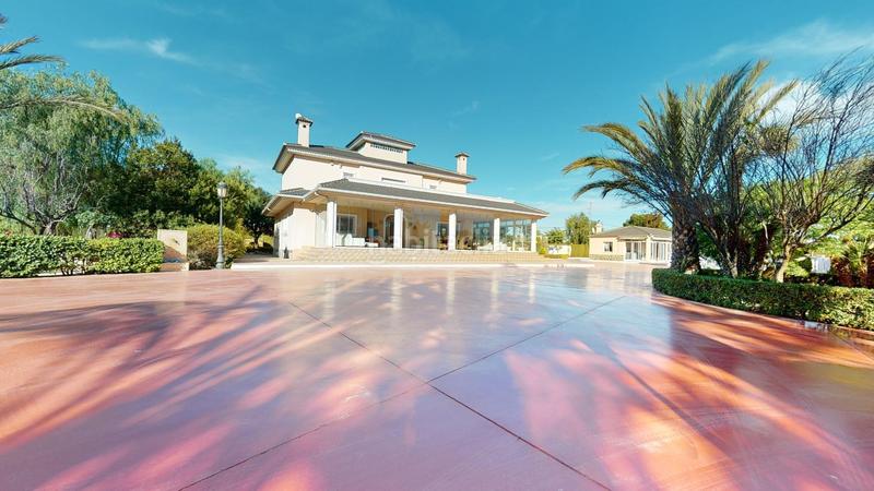 Foto f2594163-8951-4ac2-a37c-34e411ba9136. Chalet with heating parking pool in Perleta - Maitino Elche / Elx