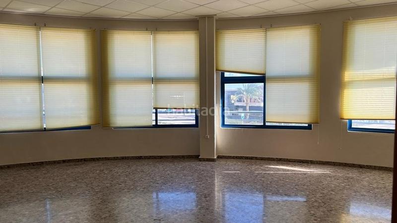 Foto fa8b5d2c-e1cd-46e7-81c9-dd7ac2eaf9b3. Location bâtiment à usage industriel dans San Crispín Elche / Elx