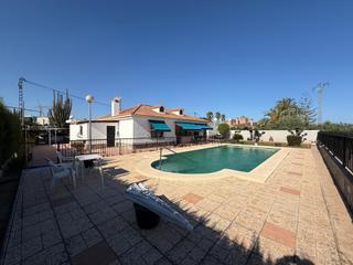 Xalet a Perleta - Maitino. Una vivienda chalet proxima a centro, playas, aeropuerto ,centro