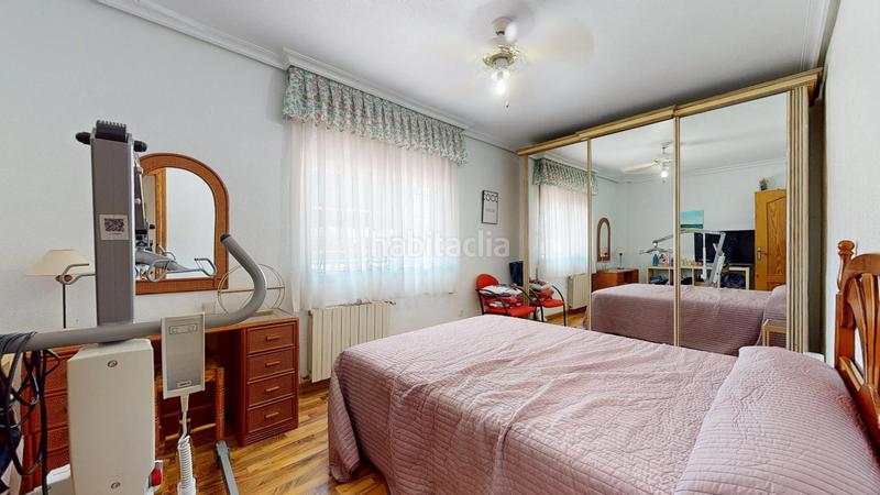 Foto 6da94592-adcf-47ce-a843-1a7292dc3e53. Chalet avec chauffage parking piscine dans Perleta - Maitino Elche / Elx