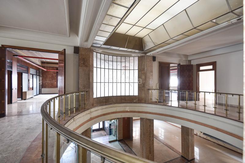 Foto 5b85708c-ed54-4a8c-a1bf-e2799a19dd79. Lloguer local comercial a carrer de la rutlla 2 a Terrassa