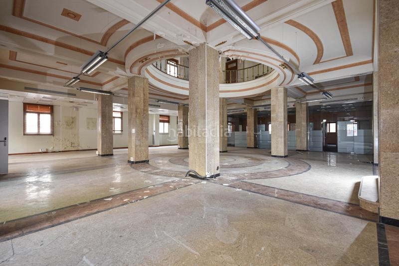 Foto 7407c97a-d260-4cc7-8149-e83d54236cff. Lloguer local comercial a carrer de la rutlla 2 a Terrassa