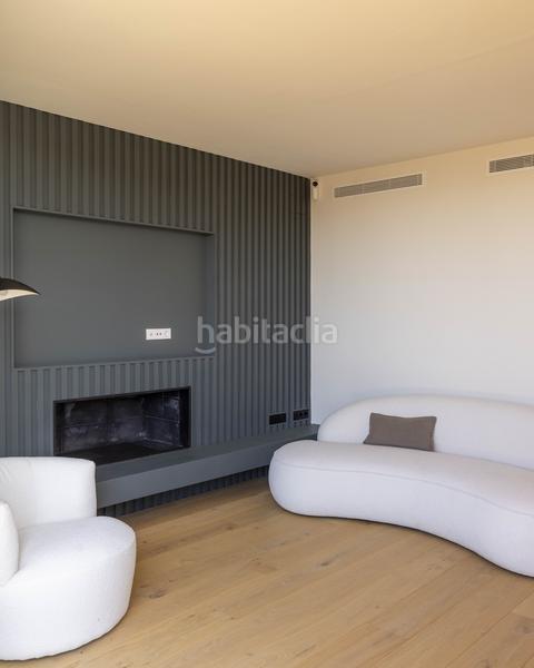 Foto f61f4ed6-da6b-4a3d-a128-fb980ddf7390. Ático excepcional ático reformado con terraza panorámica en turó park en Barcelona