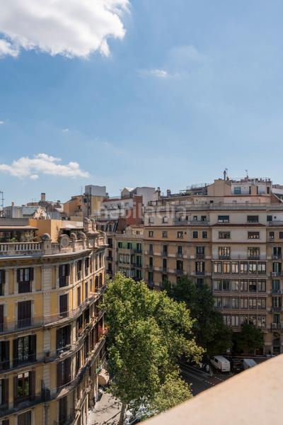 Foto 11a5d93a-a9b6-4231-b3e6-2fd40a89ba20. Ático magnífico ático dúplex en rambla catalunya. en Barcelona
