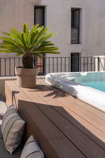 Foto 400e14f4-7d4c-47bd-97f3-1930352bdae3. Appartamento con piscina in Sants Barcelona