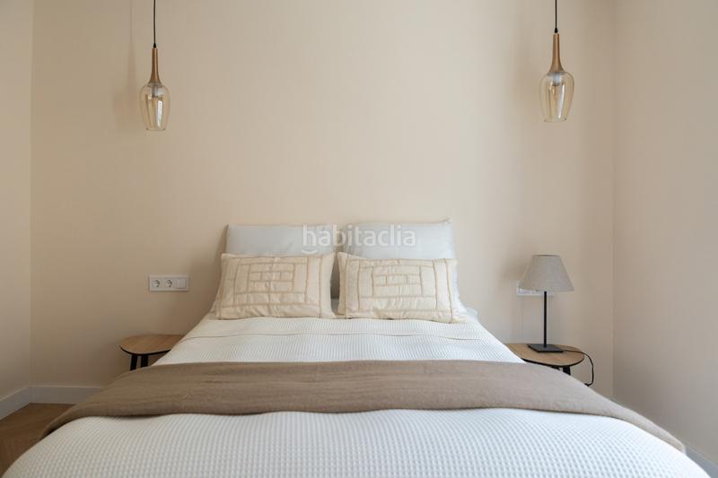 Foto 4664ce7b-33e8-457c-a5e7-175530864eeb. Appartamento con piscina in Sants Barcelona