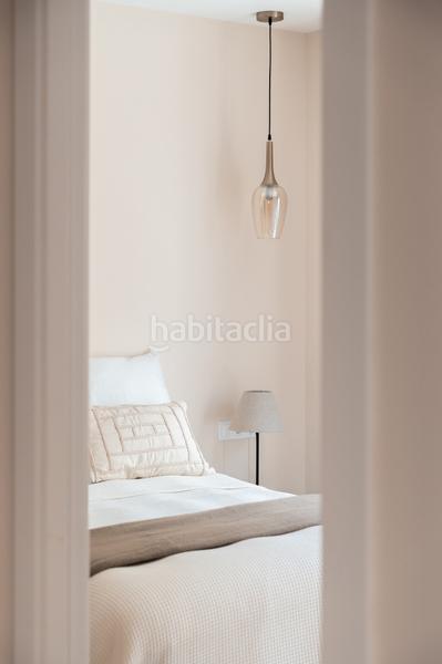 Foto d8778d74-9d02-4051-b4ec-6522dcf133bc. Appartamento con piscina in Sants Barcelona