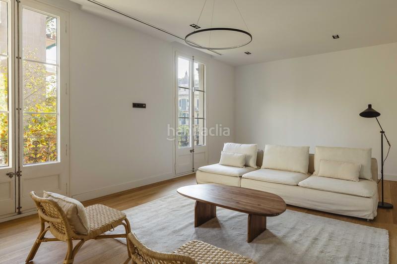 Foto 20e29450-3d4a-4670-bfab-bb18f669ff4c. Pis a Dreta de l´Eixample Barcelona