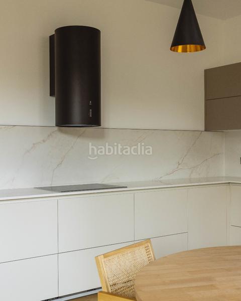 Foto 7c45e79a-9935-453d-85d3-4b34ce781d22. Pis a Dreta de l´Eixample Barcelona