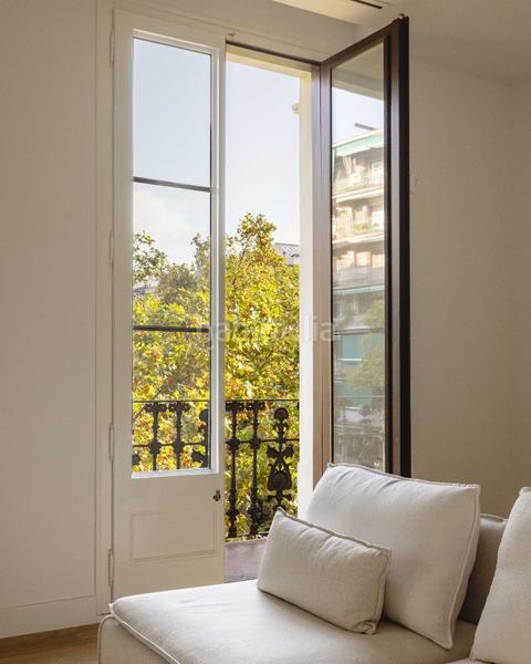 Foto c740ee0a-9fbb-4d61-9bd1-f1804257b632. Pis a Dreta de l´Eixample Barcelona