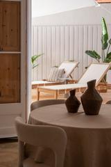 Pis  Carrer de casanova. Piso elegante totalmente reformado con terraza