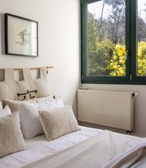 Casa  Carrer de la fonolleda. Amplia casa familiar en vallvidrera: donde la vida de la ciudad