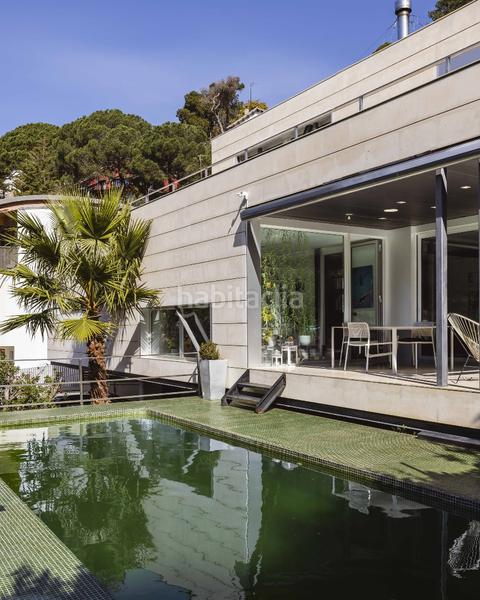 Foto ccfca7d9-11d9-43d6-b59f-0f0cff79388f. Casa amb aparcament piscina a Vallvidrera - Tibidabo - Les Planes Barcelona