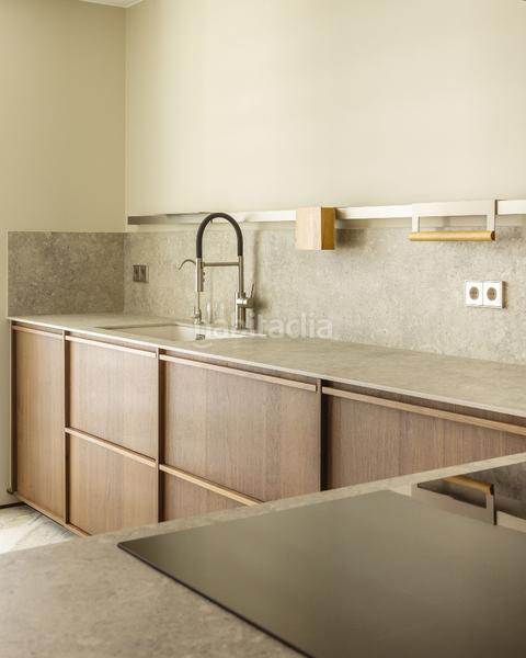 Foto 6a9f83d0-fb01-4838-bf06-ff1059375e75. Pis amb aparcament a Pedralbes Barcelona