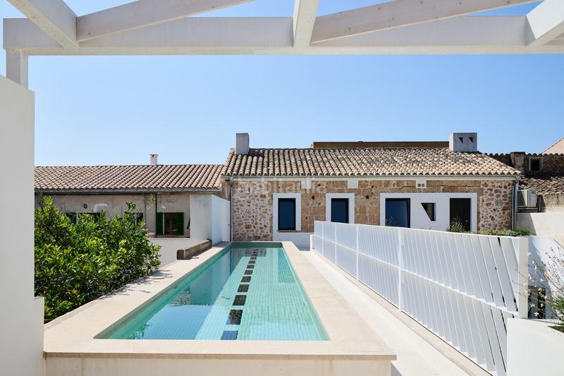 Foto 48678b85-8699-4085-8189-9c9707ffd3e8. Semi detached house with parking pool in Santa María del Camí