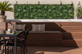 Dúplex  Carrer de panissars. Dúplex con terraza y piscina comunitaria compartida entre cuatro