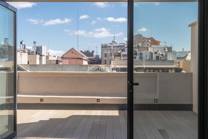 Foto a2c05d9e-e536-4afe-a2e8-98653ba9d306. Ático  con terraza privada, vida refinada en una de las mejores zonas de la ciudad en Barcelona