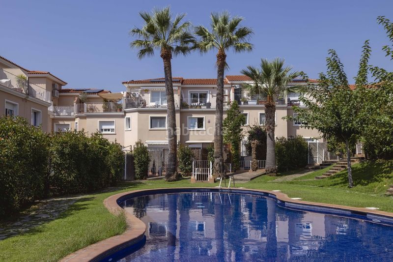 Foto 29974226-b1e9-4347-ae3b-f214fa3d4806. Casa amb calefacció aparcament piscina a Ametllers - Poble Sec Sitges
