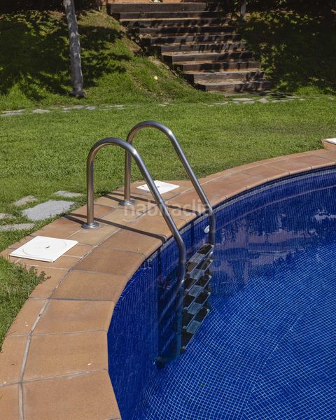 Foto c6288022-fded-4e8b-ac9b-cfe3b868413e. Casa amb calefacció aparcament piscina a Ametllers - Poble Sec Sitges