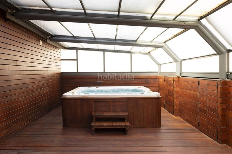 Foto e6ae7400-47ca-43ae-ae45-e2f5df1b781c. Casa amb calefacció aparcament a Sant Ramon - Maternitat Barcelona