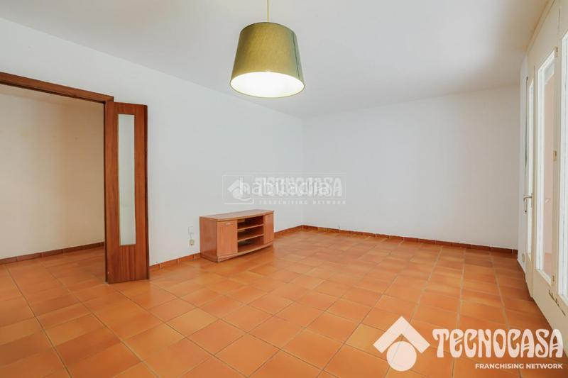 Foto 40bc4c42-1e87-4f3a-8d06-3012c927419a. Pis amb aparcament piscina a Centre Vilassar de Mar