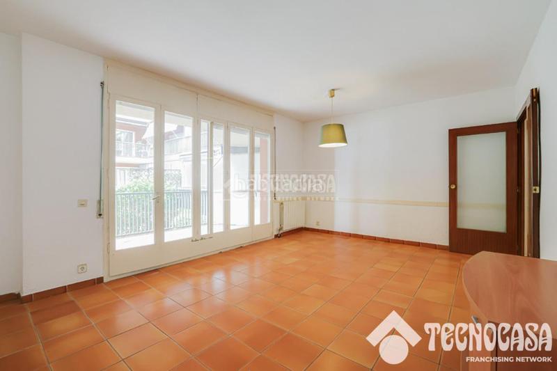 Foto 96b96f9f-d657-479c-a2c5-169fe1cb5a0b. Pis amb aparcament piscina a Centre Vilassar de Mar