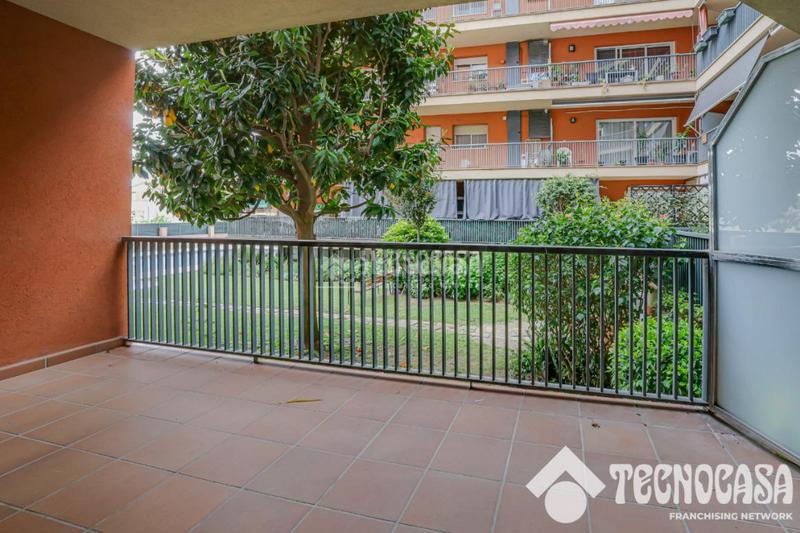 Foto add90bd8-9bba-4ac6-a3fd-19536fe6a7c9. Pis amb aparcament piscina a Centre Vilassar de Mar