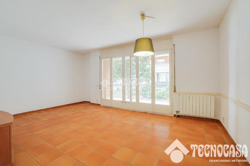 Foto ea29f990-4fbb-45da-ab96-01eaae04ee0f. Pis amb aparcament piscina a Centre Vilassar de Mar