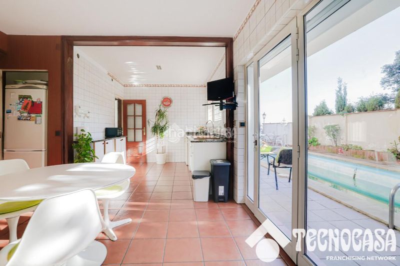 Foto 025568ce-f3c1-44be-8e26-0605edd53926. Casa amb piscina a Cabrils