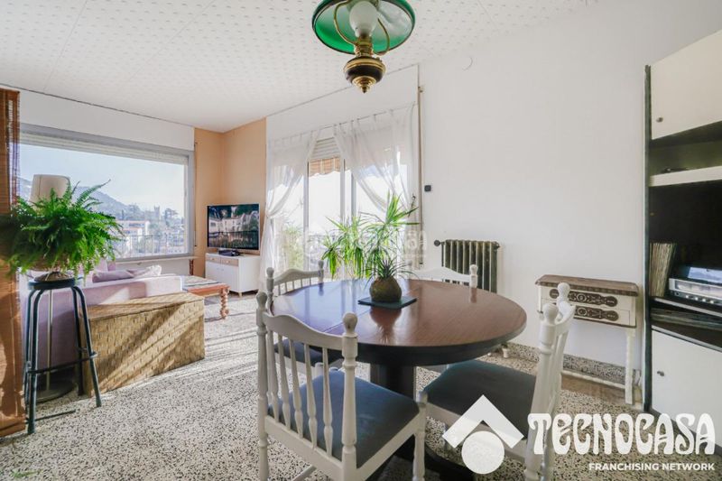 Foto f53cb0fe-eddb-429d-94d9-8203a3a7e805. Casa amb piscina a Cabrils