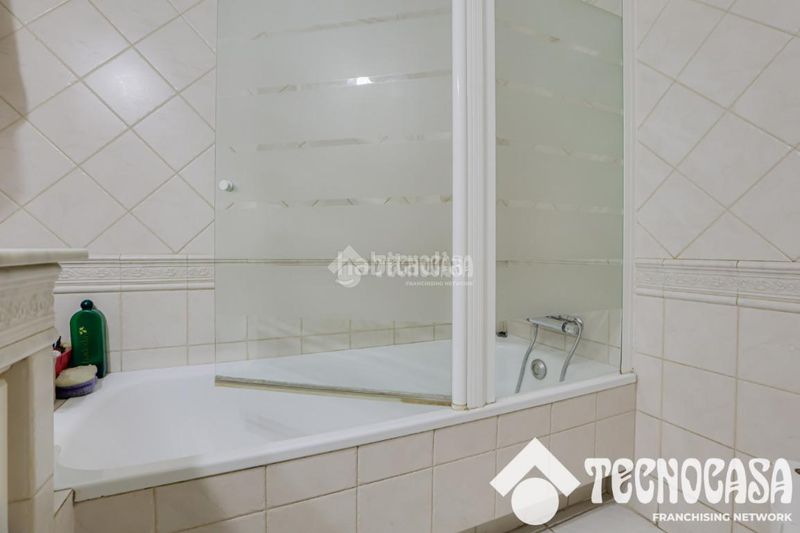 Foto 2692e606-b83e-4449-bb64-bc645899c1fc. Casa aparellada amb calefacció a Veral d´Ocata Vilassar de Mar