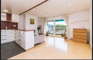 Appartement à Centre. Piso con vistas al mar en sant pol de mar