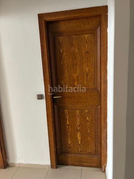 Foto b6a1e79b-34ae-49da-bb61-5051fbd532c3. Casa adossada a Canet de Mar