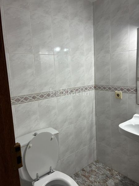 Foto ef6eb755-c8dd-4edc-9f1f-5ef8270f6a6c. Casa adossada a Canet de Mar
