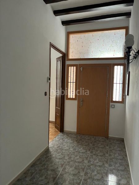 Foto f7977de3-4519-4093-84e4-56d89e036357. Casa adossada a Canet de Mar