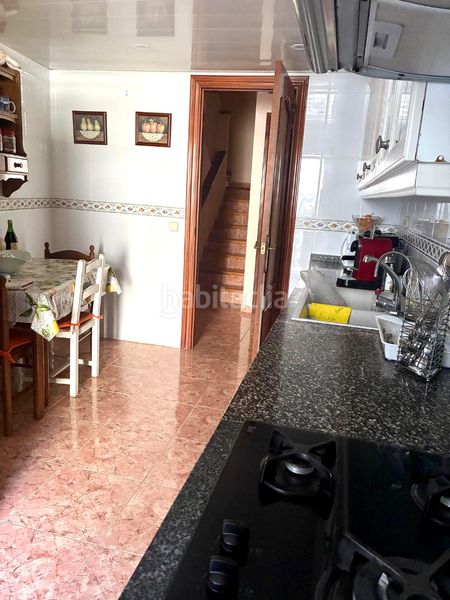 Foto dc93743b-e33c-4d2b-98a7-b7aee1721d4d. Casa adossada amb calefacció aparcament a Canet de Mar
