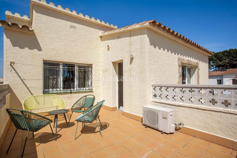 Foto 5cd335b4-918b-4322-a69e-9a67a6083dd6. Casa en Cap Ras - Creus - Falconera Empuriabrava