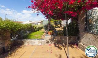 Pis a Carrer de la pedrera 7. ¡apartamento con jardín privado!